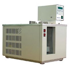Низкотемпературный жидкостный термостат КРИО-ВИС-Т-03 (-30…+50 °С) криостат для измерения вязкости нефтепродуктов в соответствии с ГОСТ 33, два вискозиметра