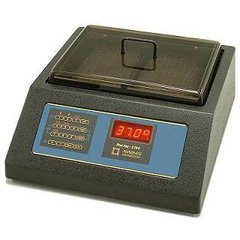 Инкубатор-встряхиватель Stat Fax 2200, две планшеты, цифровое управление процессами