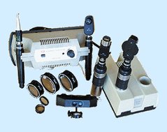 Офтальмоскоп универсальный с сетевым и автономным питанием ОР-3Б-03